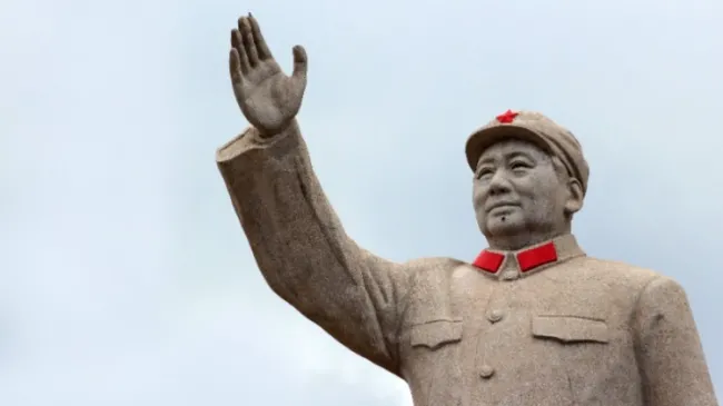 statue of mao zedong